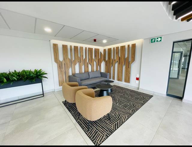 1,200M² OFFICE TO LET IN VORNA VALLEY